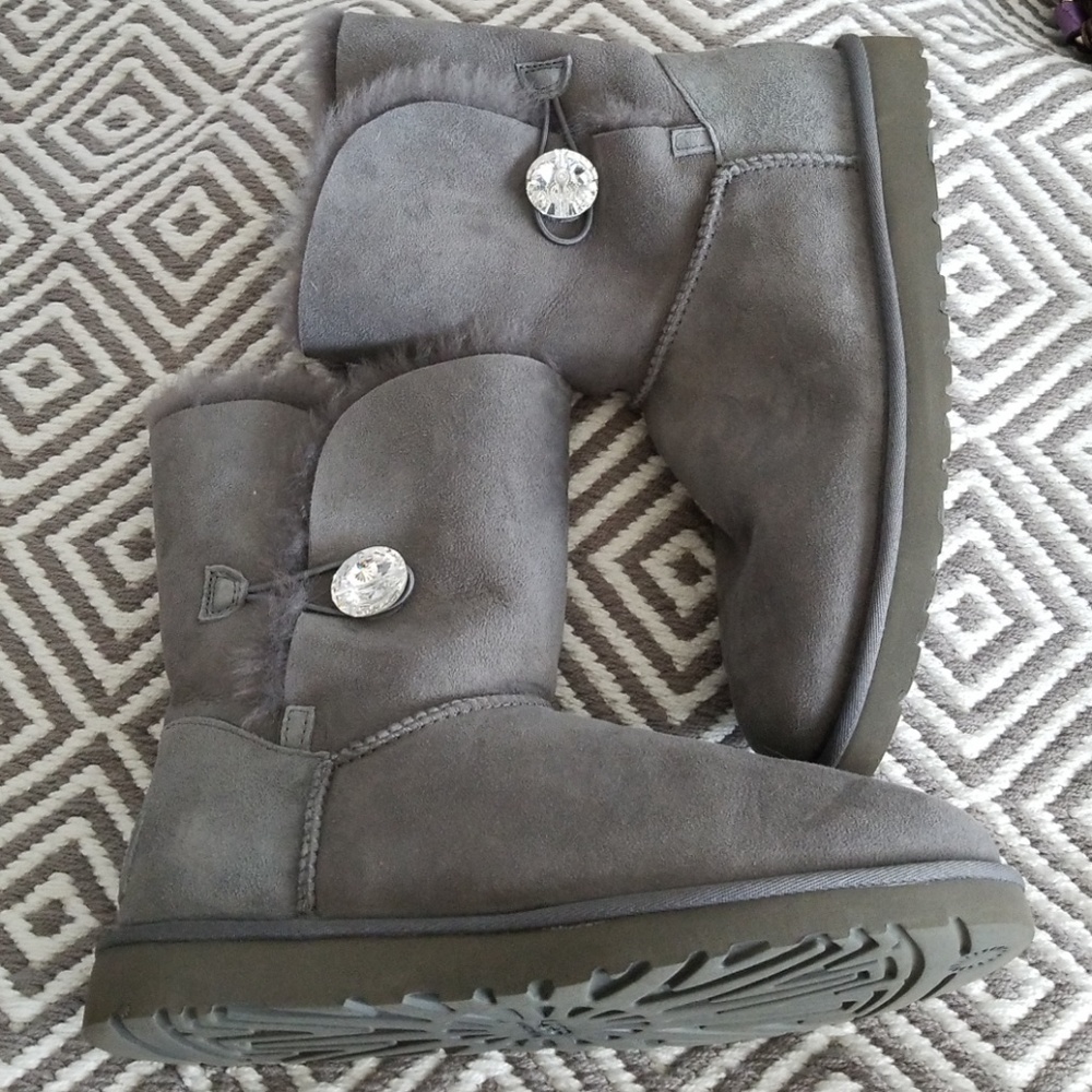 Bailey button Ugg Boots